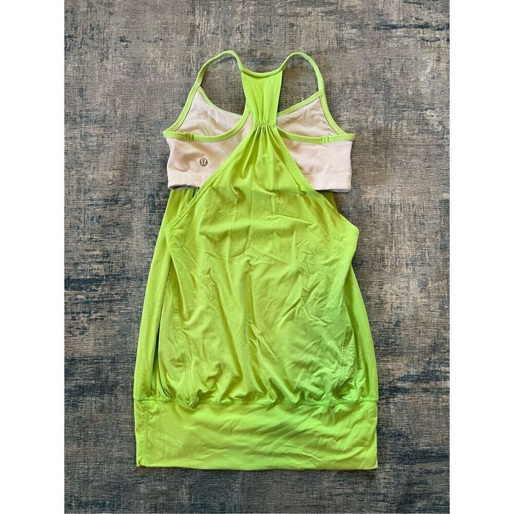 Lululemon Zippy Green / White No Limits Athletic Tank Top Size 4 - Picture 6 of 7